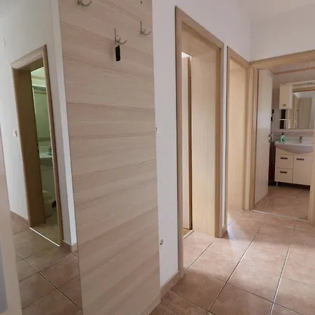 Apartment Dony - Ticic Novalja Exterior photo