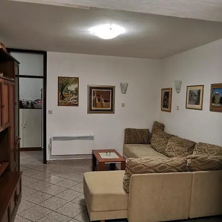 Apartment Dony - Ticic Novalja Exterior photo