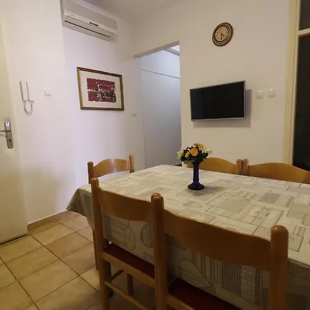 Apartment Dony - Ticic Novalja Exterior photo