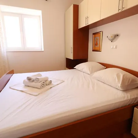Apartment Dony - Ticic Novalja Exterior photo