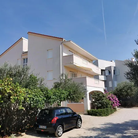 Apartment Dony - Ticic Novalja Exterior photo